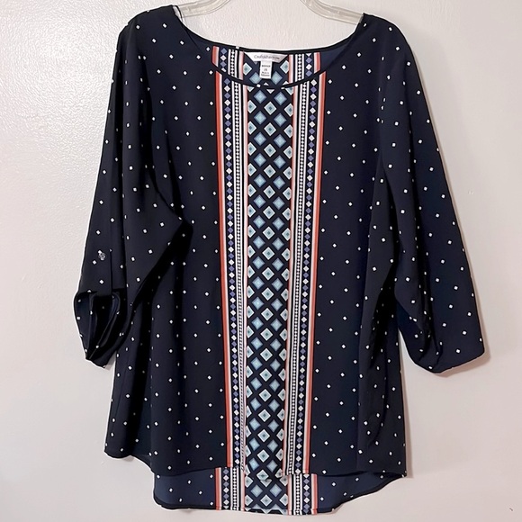 croft & barrow Tops - 3/$20 Croft & Barrow High Low Top 3/4 Sleeves- Navy With Diamond Shapes Design